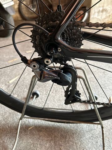 Used Colnago V2r Anno 2020 2020 Road & Gravel, Black — image 3 of 7