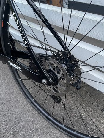 Used Van rysel EDR CF Ultegra Di2 Disc 2024 Road & Gravel — image 12 of 16