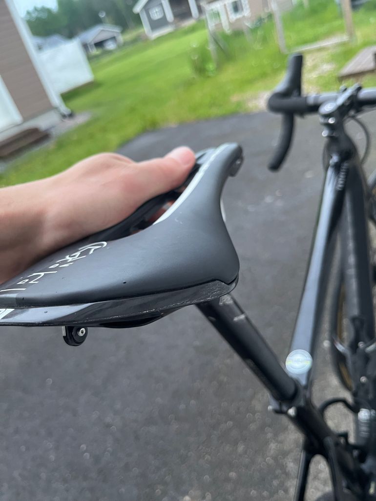 Used Van rysel EDR CF Ultegra Di2 Disc 2024 Road & Gravel — image 11 of 16