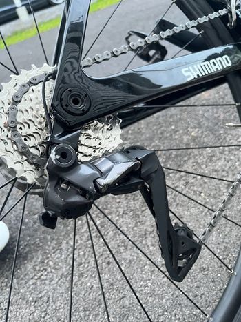 Used Van rysel EDR CF Ultegra Di2 Disc 2024 Road & Gravel — image 5 of 16