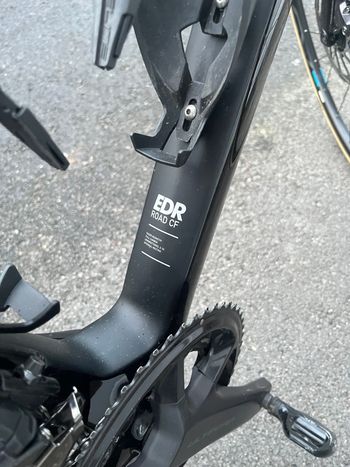 Used Van rysel EDR CF Ultegra Di2 Disc 2024 Road & Gravel — image 8 of 16