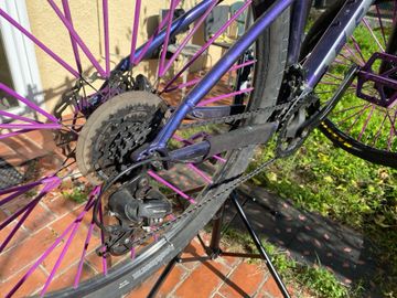 Used Trek Marlin 5 2020 2020 Mountainbike, Purple, 27.5, 29 — image 3 of 4