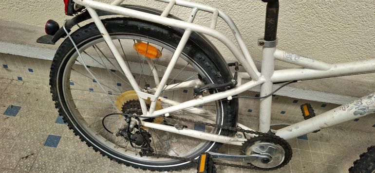 Used B’TWIN Rockrider 2015 Mountainbike, White — image 4 of 8