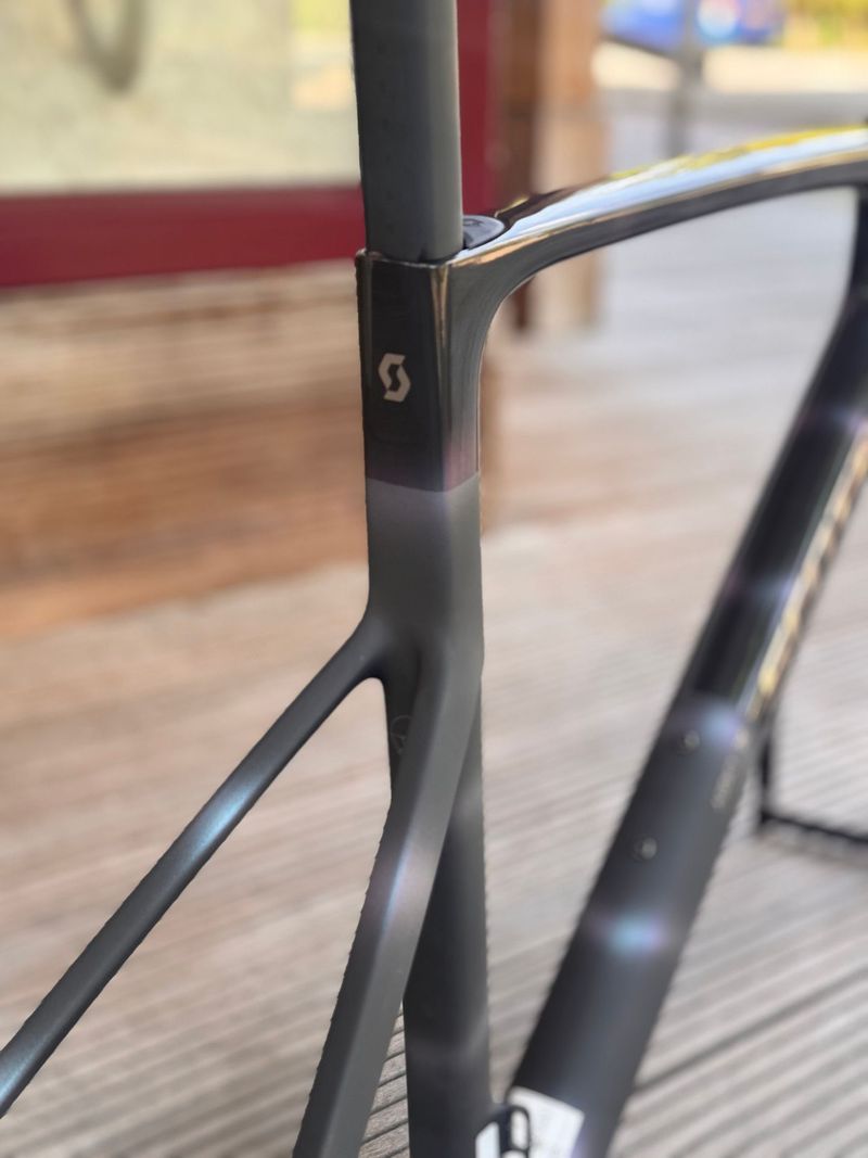 Scott Addict RC Ultimate HMX SL Frameset 2025 Road & Gravel usato, Nero — immagine 7 di 7