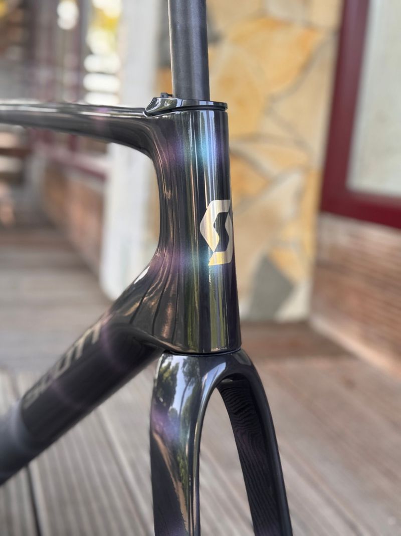 Scott Addict RC Ultimate HMX SL Frameset 2025 Road & Gravel usato, Nero — immagine 6 di 7