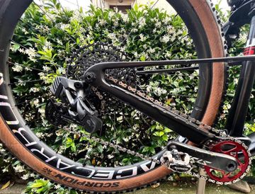 Trek Supercaliber SRAM GX Eagle AXS 2023 Mountainbike d'occasion — image 3 sur 5