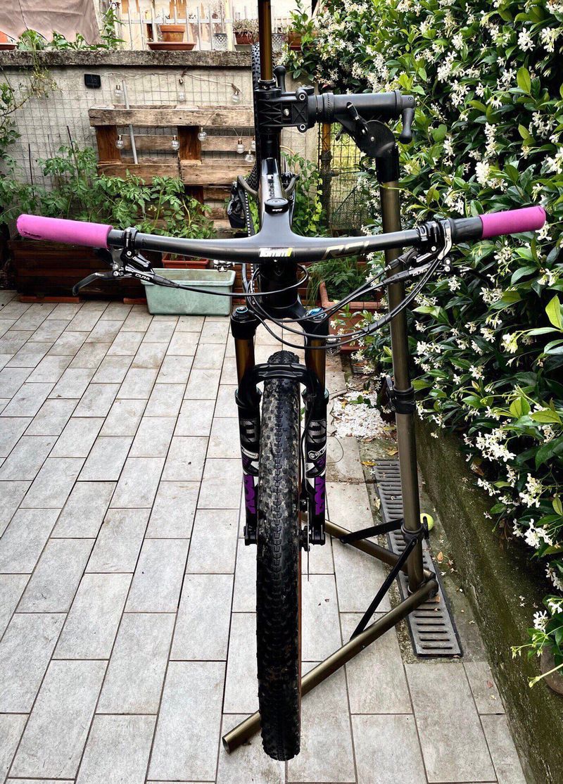 Trek Supercaliber SRAM GX Eagle AXS 2023 Mountainbike d'occasion — image 4 sur 5