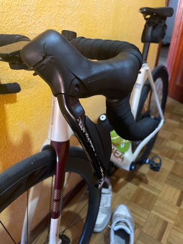 Used Orbea ORCA M30i 2024 2024 Road & Gravel, White — image 1 of 8