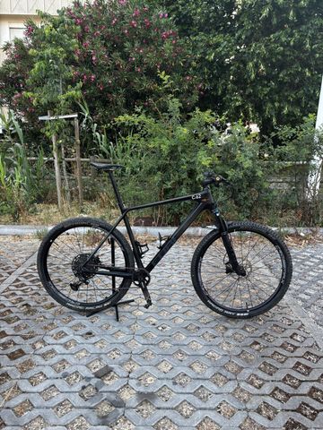 Used CUBE C:62 2022 Mountainbike, Black, 29 — image 1 of 9