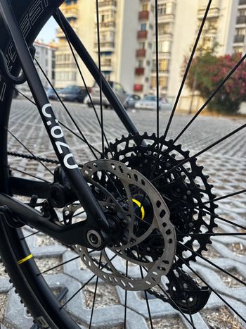 Used CUBE C:62 2022 Mountainbike, Black, 29 — image 7 of 9