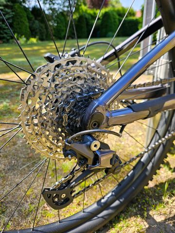 Used Giant Trance X 3 2022 2022 Mountainbike, Black, 27.5 — image 3 of 4