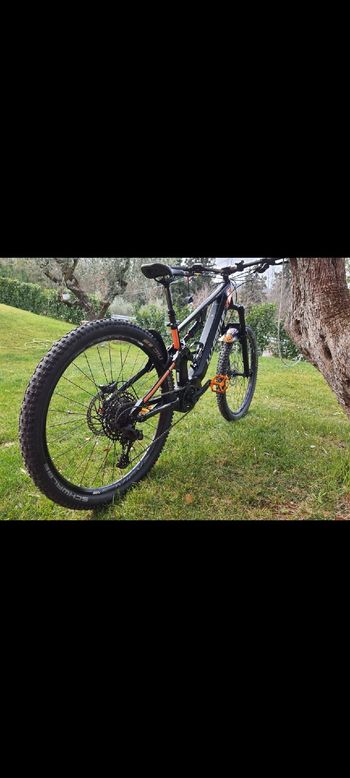 Used Whistle B-RUSH A8.1 2022 Mountainbike, Orange — image 1 of 3