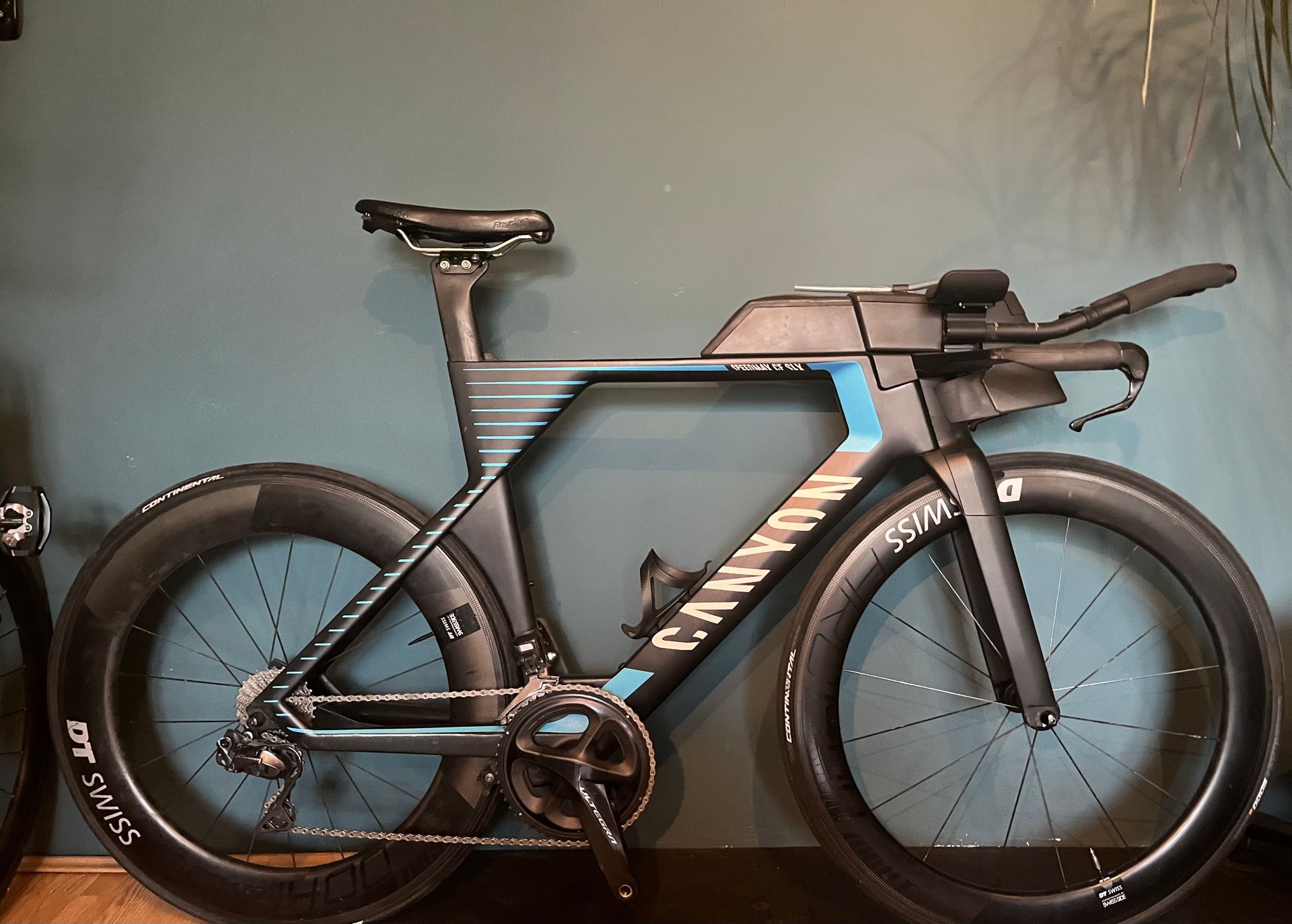 Canyon Speedmax CF SLX 9.0 2020年モデル　【S】 Canyon Speedmax CF SLX 9.0 triathlon bike review | 220 Triathlon