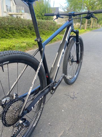 Used Superior Custom Shimano XTR 2022 Mountainbike, Black — image 7 of 8