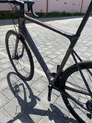 Used Giant Defy Advanced 1 2025 2025 Road & Gravel, Purple — image 4 of 4