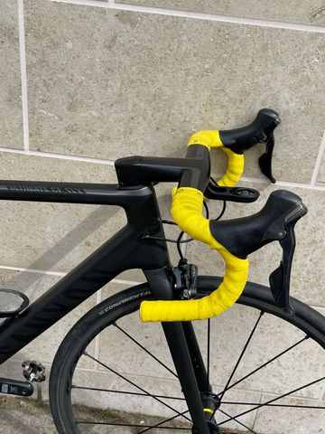 Used Canyon Ultimate CF SLX 8.0 2017 2017 Road & Gravel, Black — image 6 of 8