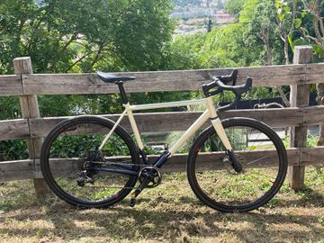 Used Cyfac Wishone Sub 2020 Road & Gravel, White — image 1 of 3