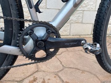 Used Orbea Terra Shimano GRX 2022 Road & Gravel, Light Gray — image 3 of 5