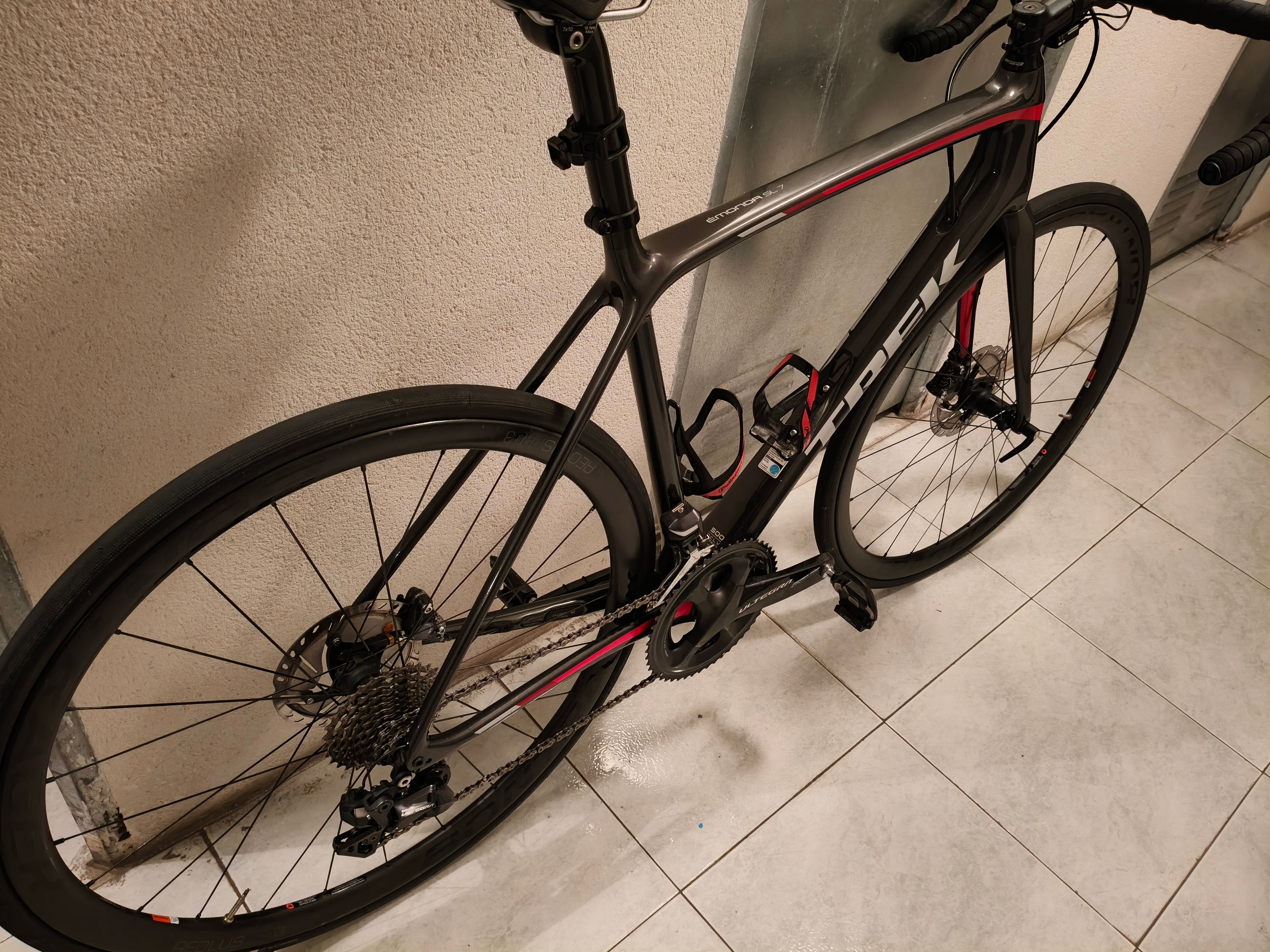 Emonda Slr Trek Emonda Sl Disc Review Emonda Slr Trek Madone Sl7