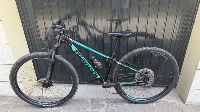 Used Bianchi Magma 9S 2020 Mountainbike, Black — image 2 of 8