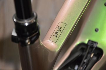 Used Cannondale Jekyll SRAM GX 2022 Mountainbike, Green — image 5 of 9