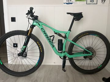 Used Orbea Oiz SRAM GX 2022 Mountainbike, Green — image 2 of 3