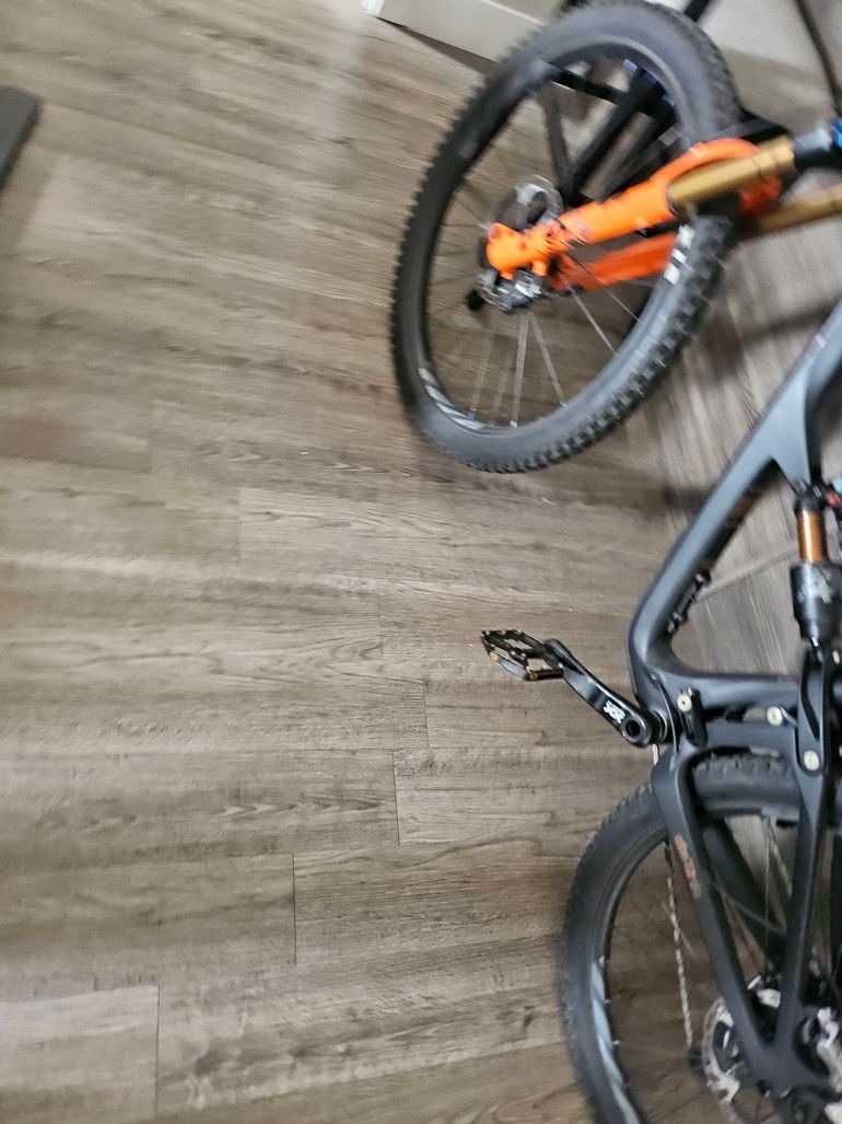 Used Ibis Cycles Ripmo - V2 2022 2022 Mountainbike, Black — image 3 of 9