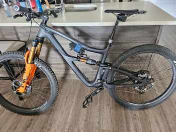 Used Ibis Cycles Ripmo - V2 2022 2022 Mountainbike, Black — image 2 of 9