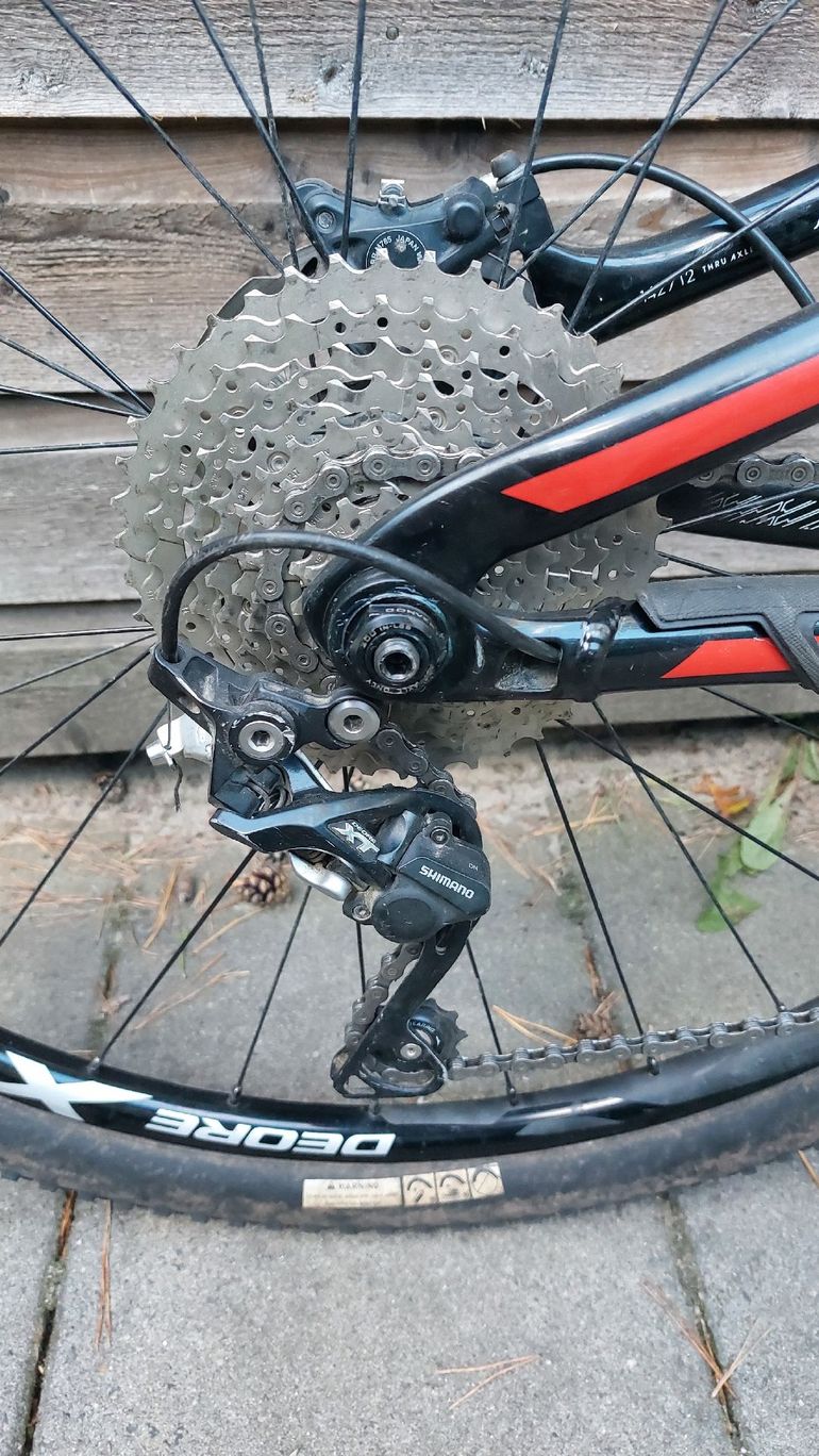 Used Trek Superfly FS 9.8 SL 2014 2014 Mountainbike, Black, 29 — image 8 of 11