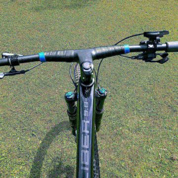 Used Trek Procaliber 9.8 2023 2023 Mountainbike, Black, 29 — image 4 of 7