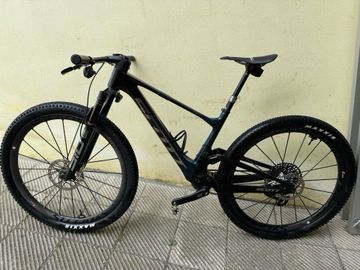 Tweedehands Scott Spark RC SL (EU) 2024 2024 Mountainbike — afbeelding 2 van 7