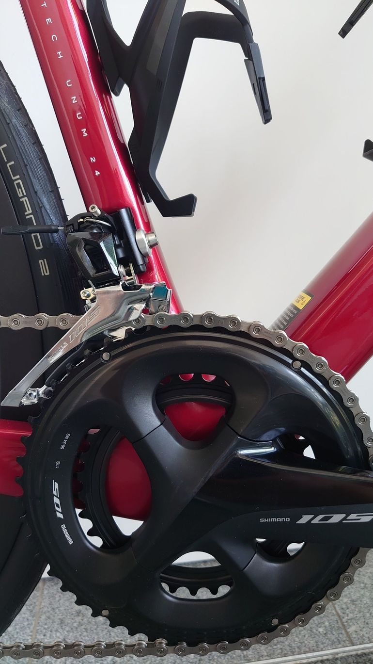 Used Isaac Vitron Disc 2023 2023 Road & Gravel, Red — image 7 of 9