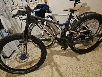Scott Spark Rc Supersonic 2021 Mountainbike d'occasion — image 1 sur 6