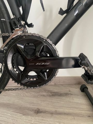Used Colnago V3 Shimano 105 2023 Road & Gravel, Black — image 6 of 11