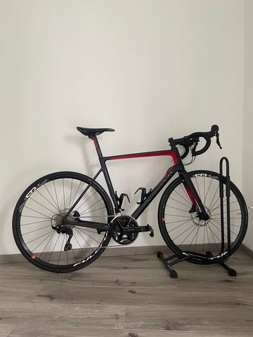 Used Colnago V3 Shimano 105 2023 Road & Gravel, Black — image 1 of 11