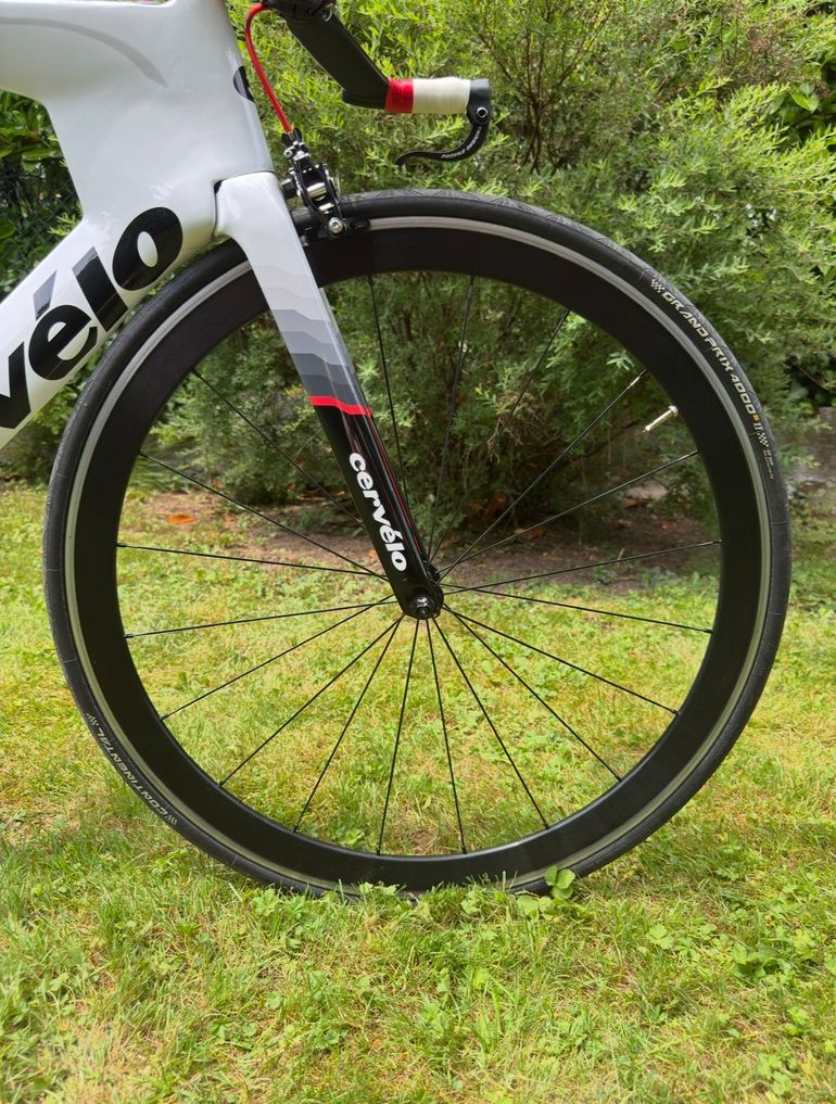Used Cervélo P Shimano 105 Di2 2017 Road & Gravel, White — image 8 of 25