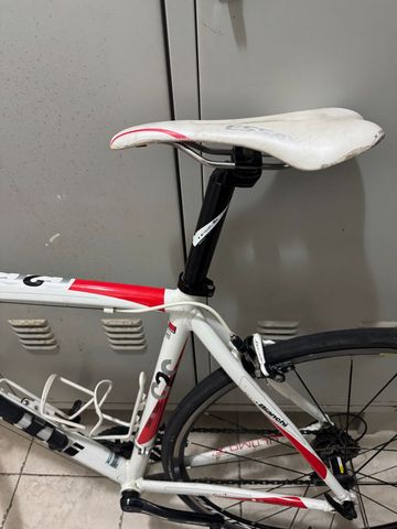 Used Bianchi Via Nirone Shimano Sora 2010 Road & Gravel, White — image 7 of 7