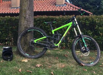 Used Scott Gambler 720 2017 2017 Mountainbike, Green, 27.5 — image 1 of 3