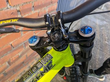 Used Commencal Supreme 2016 Mountainbike, Black — image 5 of 11