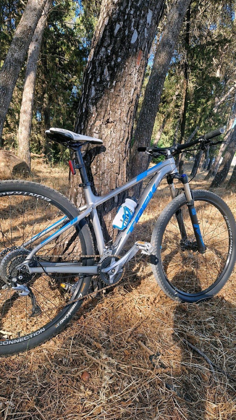 Used Trek X-Caliber 7 2018 2018 Mountainbike — image 1 of 3