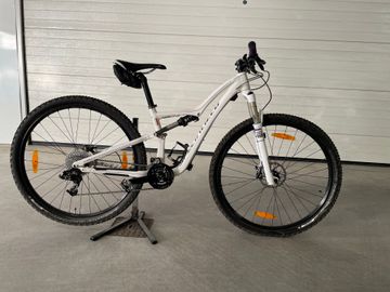 Używany Specialized Rock Show Fsr 2014 2014 Mountainbike — zdjęcie 1 z 8