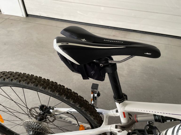 Używany Specialized Rock Show Fsr 2014 2014 Mountainbike — zdjęcie 7 z 8