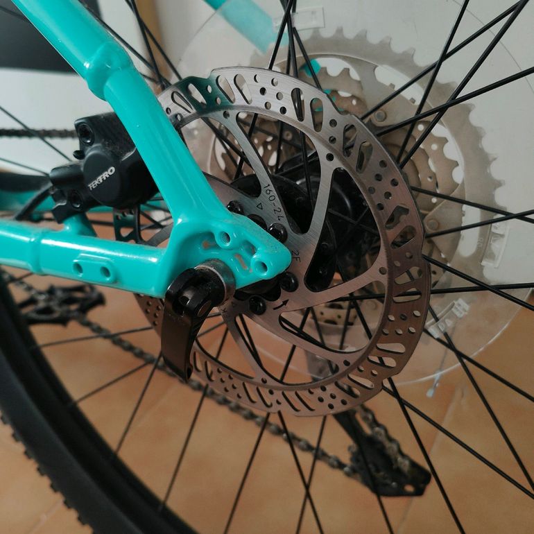 Used Trek Marlin 7 Gen 3 2025 2025 Mountainbike, Blue, 27.5, 29 — image 8 of 8