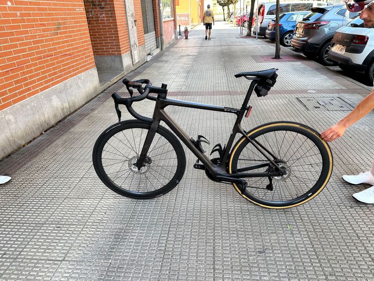 Used Orbea M20i Team 2023 Road & Gravel, Black — image 7 of 9