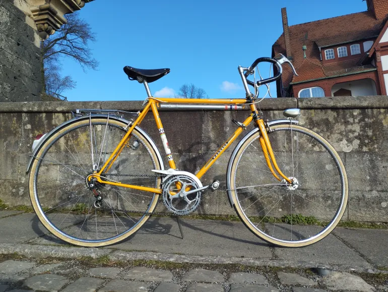Used Peugeot Peugeot Record du Monde, tube special allege Road & Gravel, Orange — image 1 of 8