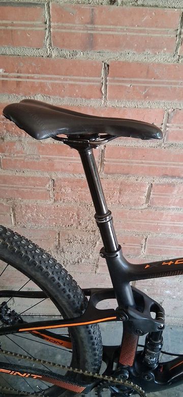 Used Mendiz X40 2022 Mountainbike, Orange — image 8 of 9