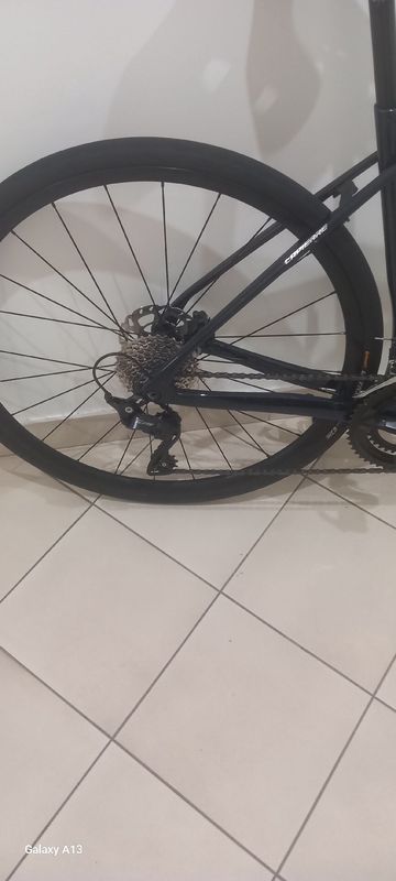Tweedehands Lapierre Pulsium Shimano 105 2025 Road & Gravel — afbeelding 3 van 13