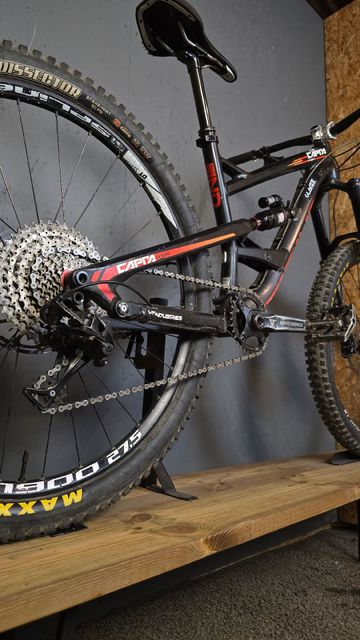 YT Industries Capra AL 2 2015 27.5 2015 Mountainbike usato, Rosso — immagine 8 di 10