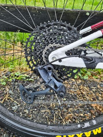 Used Orbea Oiz SRAM GX Eagle 2023 Mountainbike, White — image 7 of 20