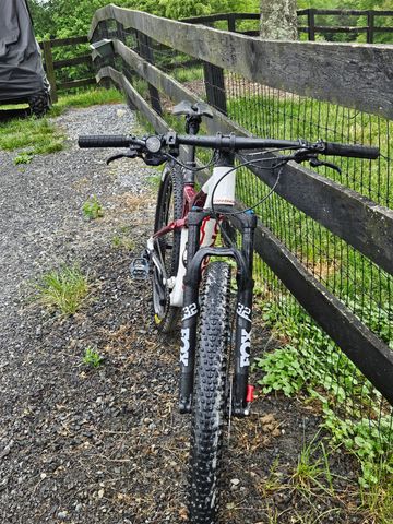 Used Orbea Oiz SRAM GX Eagle 2023 Mountainbike, White — image 3 of 20